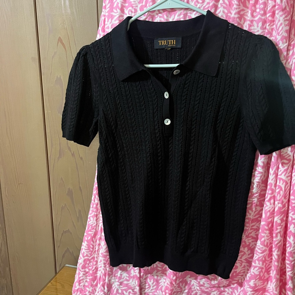 Truth Women's Black Polo knit